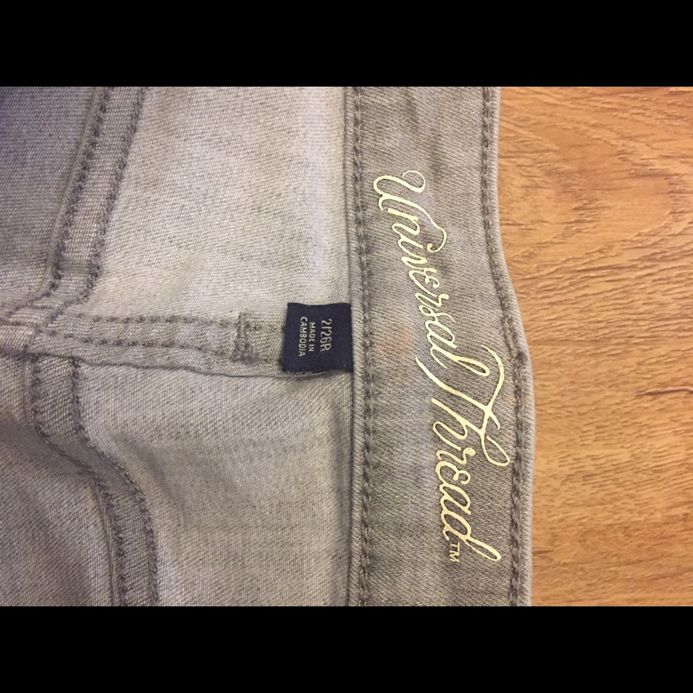 Target Universal Thread Jeans - Picture 3 of 5